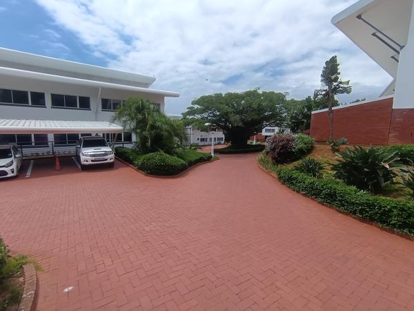 105  m² Commercial space