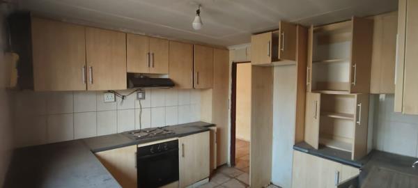 1 Bedroom House