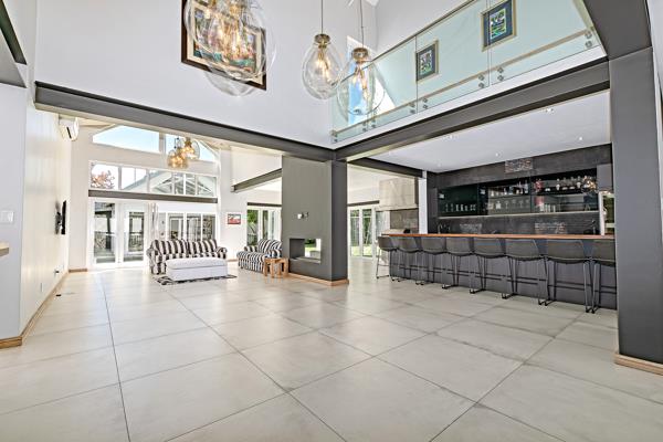 6 Bedroom House