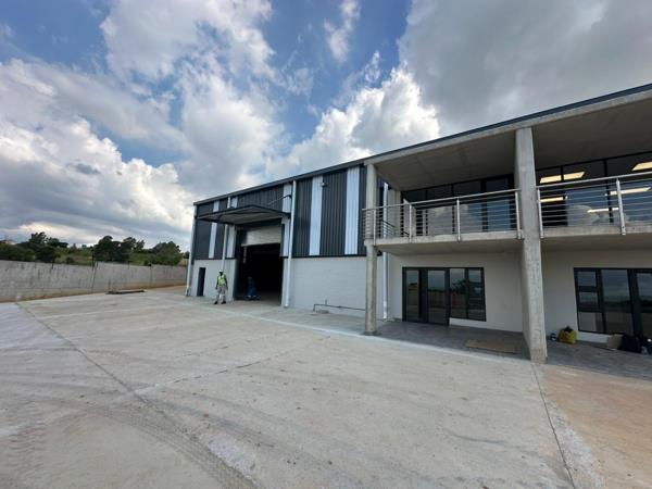 693  m² Industrial space