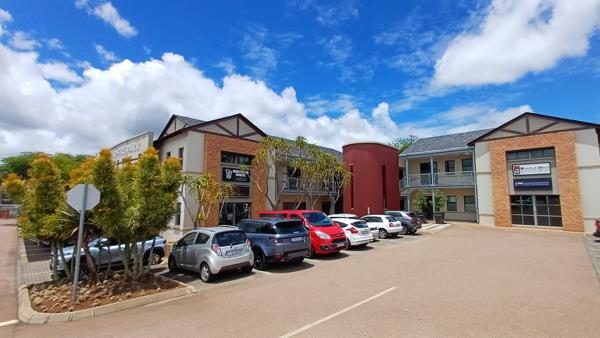 174  m² Commercial space