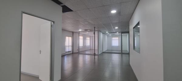 202  m² Commercial space