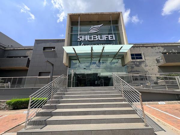 254  m² Commercial space