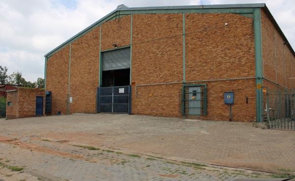 1 760 m² Industrial space