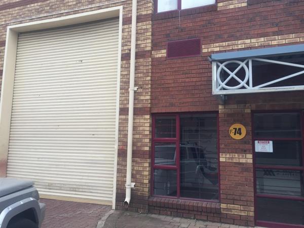 393  m² Industrial space