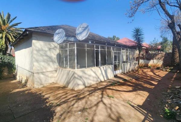2 Bedroom House