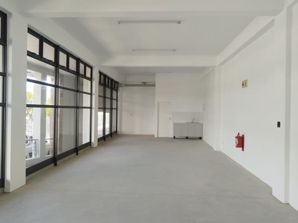 81  m² Office Space