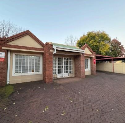 398  m² Office Space