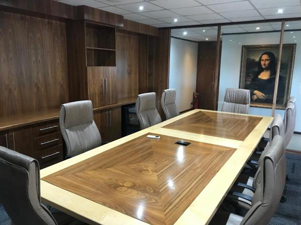 18  m² Commercial space