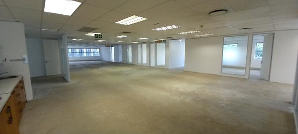 723 m² Commercial space
