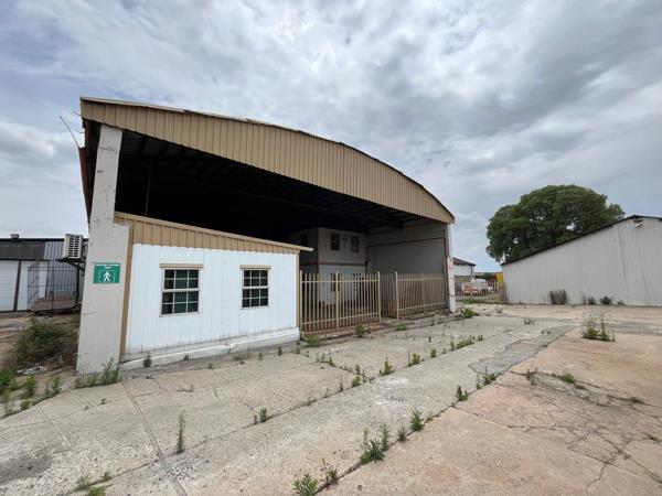 900  m² Industrial space