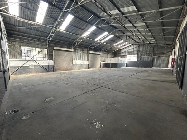 1 915  m² Industrial space