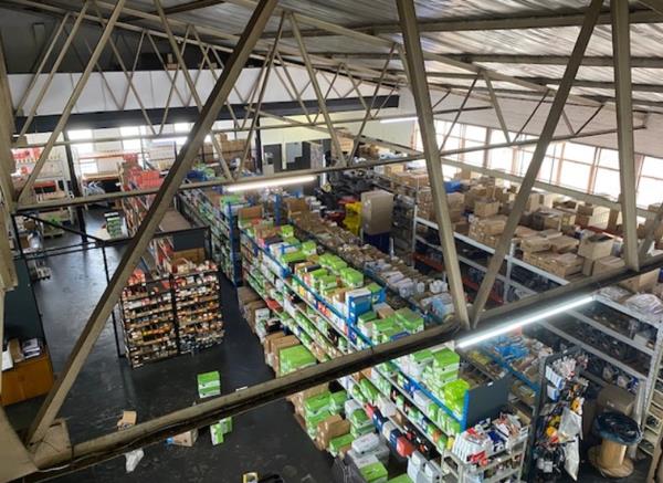 737 m² Industrial space