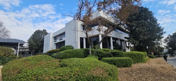 1 065 m² Commercial space