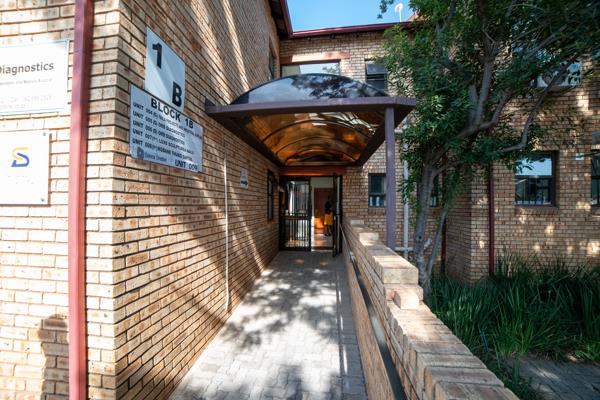 58  m² Office Space