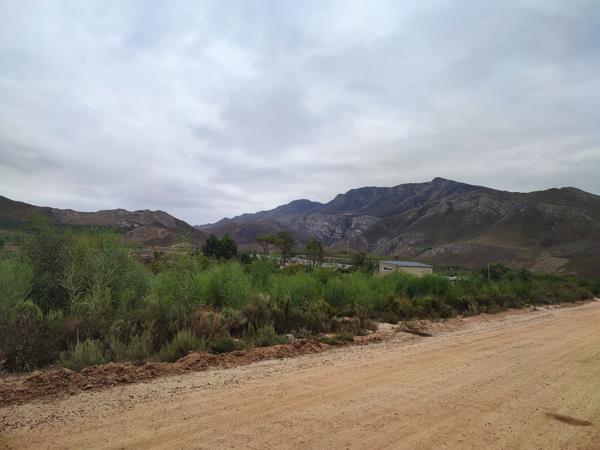 595 m² Land