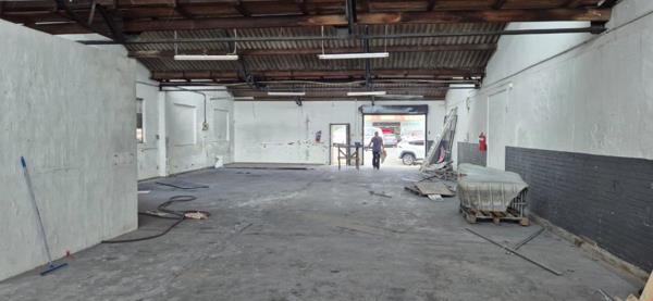 250 m² Industrial space