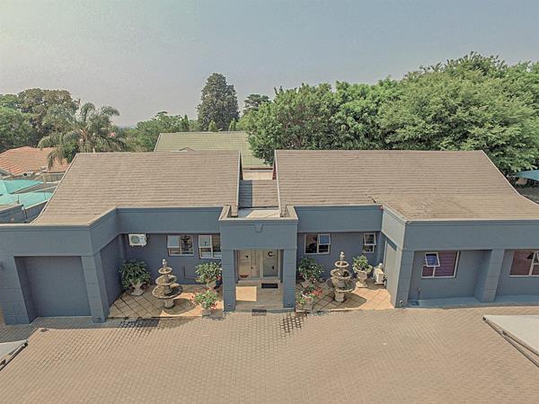 219  m² Commercial space