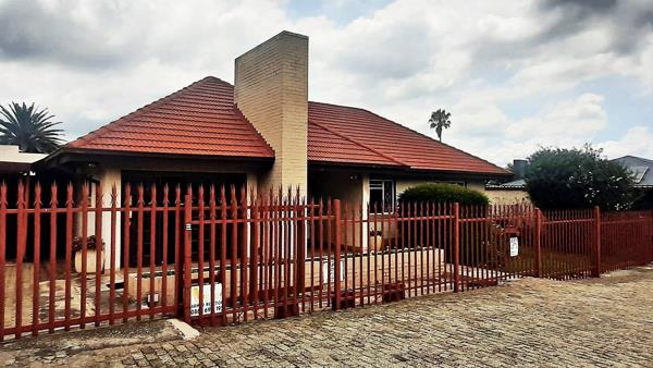 180  m² Commercial space