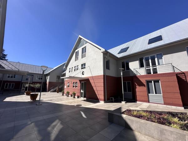 241  m² Commercial space