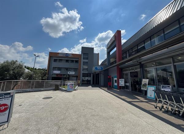 91  m² Office Space