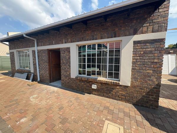 1 Bedroom Garden Cottage
