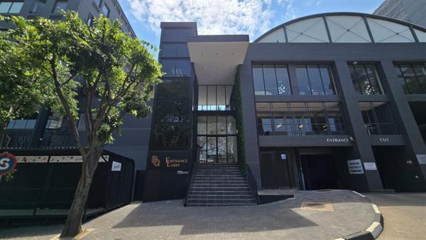 243 m² Commercial space