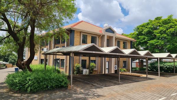 182  m² Office Space