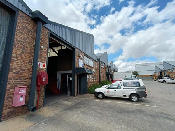 238  m² Industrial space
