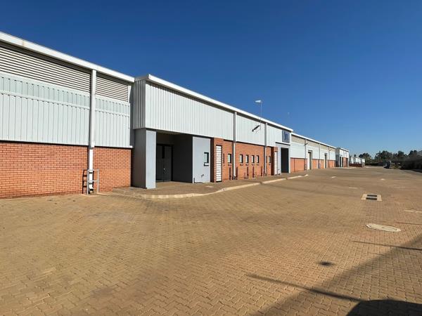673 m² Industrial space