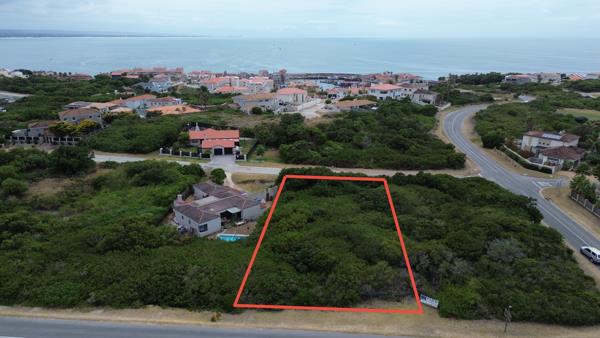 793 m² Land