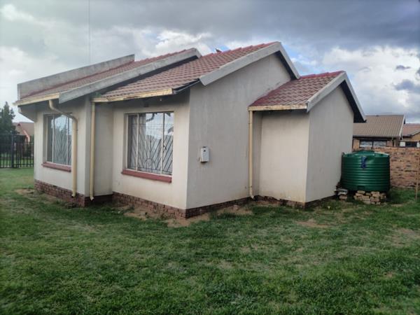 2 Bedroom House