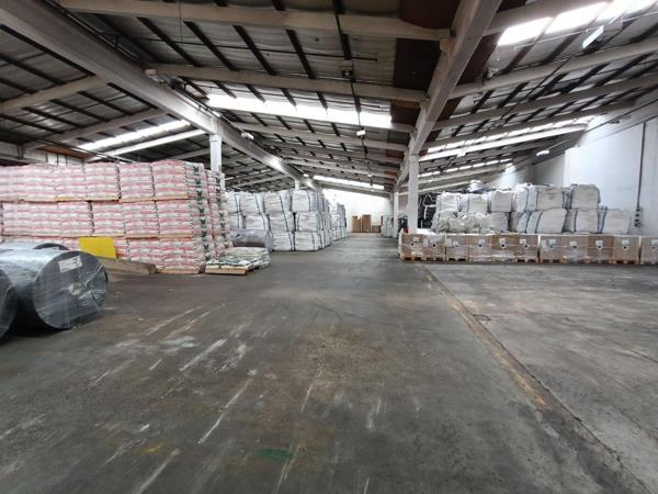 1 639  m² Industrial space