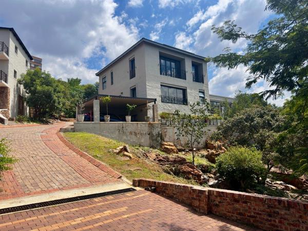450 m² Land