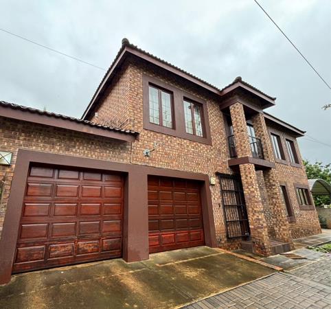 4 Bedroom Townhouse