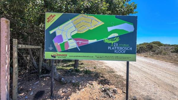 600 m² Land