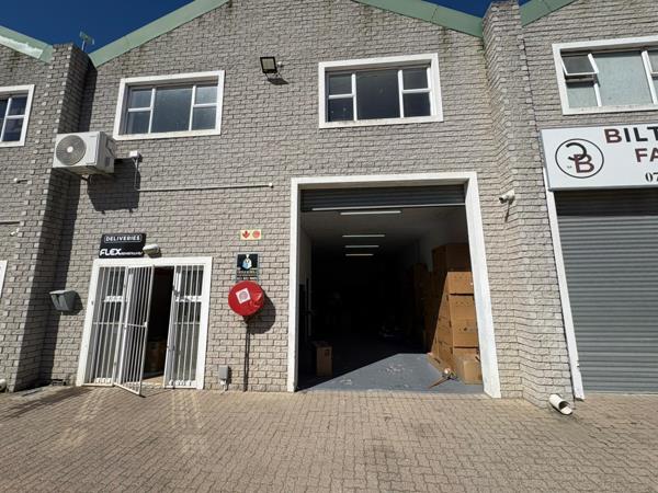 235  m² Industrial space