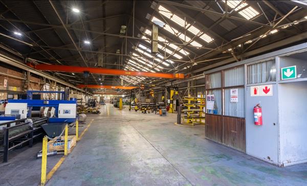 516  m² Industrial space