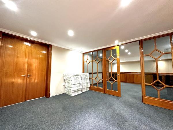 109  m² Office Space