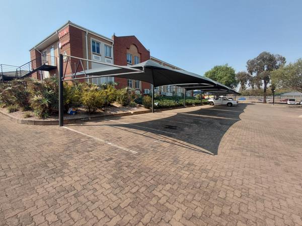 261 m² Commercial space