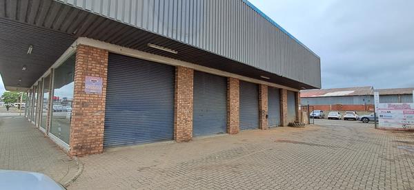 380  m² Commercial space