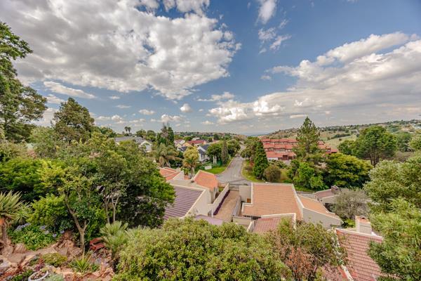 4 Bedroom Townhouse