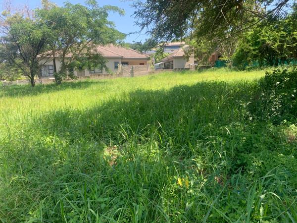 890 m² Land
