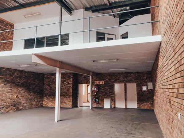 280  m² Industrial space