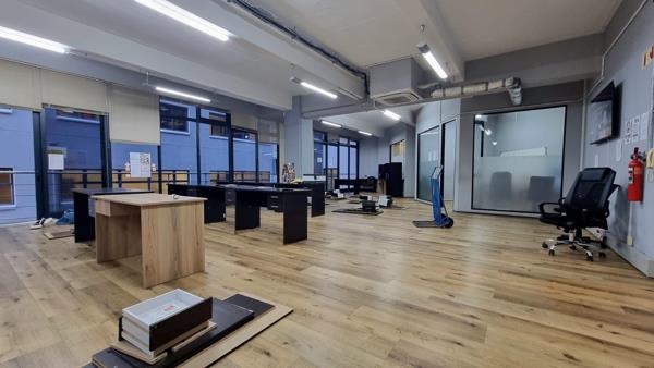 265  m² Office Space