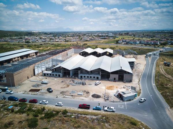 1 115  m² Industrial space