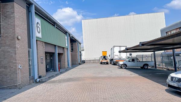 379  m² Industrial space