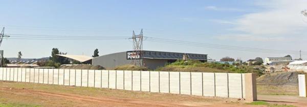 330  m² Industrial space