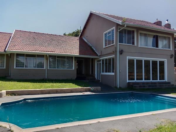 6 Bedroom House