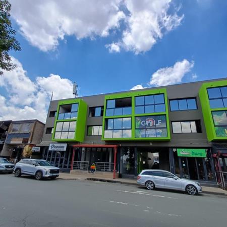 185  m² Commercial space